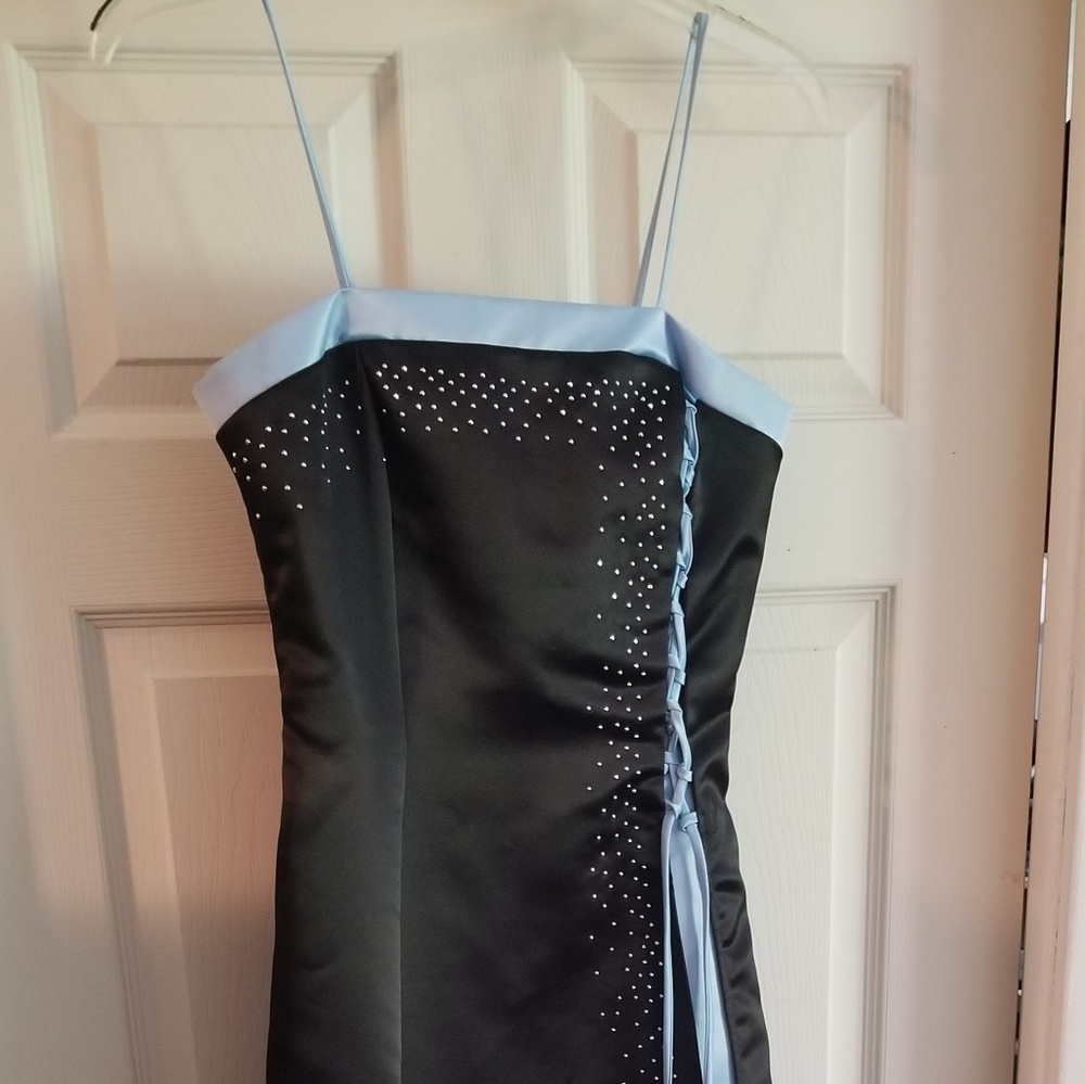 Multifunctional dress